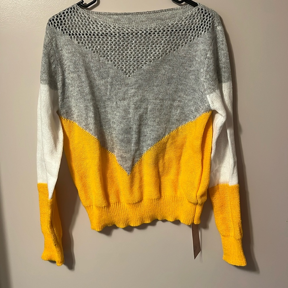 Emery Rose Sweater NWT